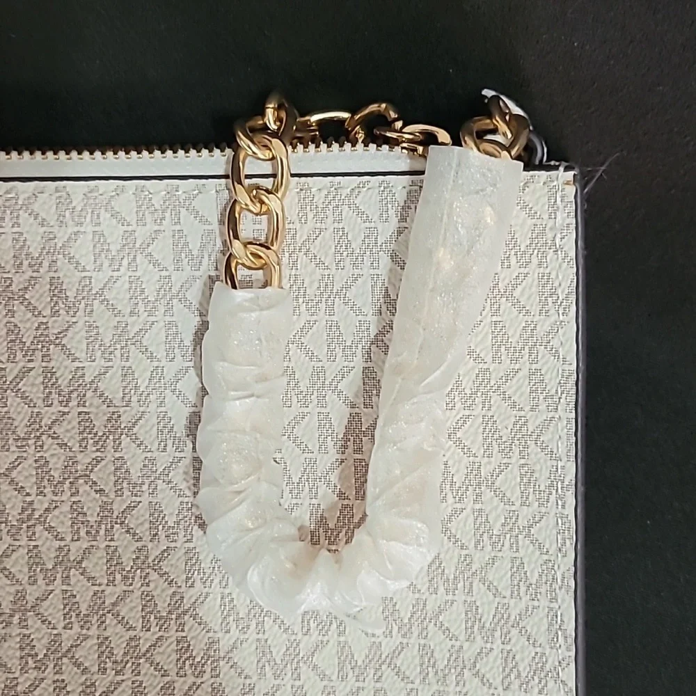 NWT Michael Kors Chain Belt Bag Crossbody Bag - Vanilla